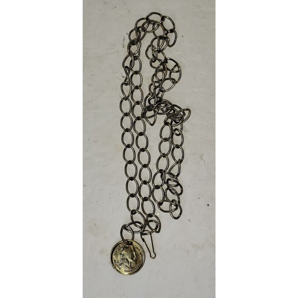 Vtg George Washington US President Aged Golden Necklace Charm with Chain